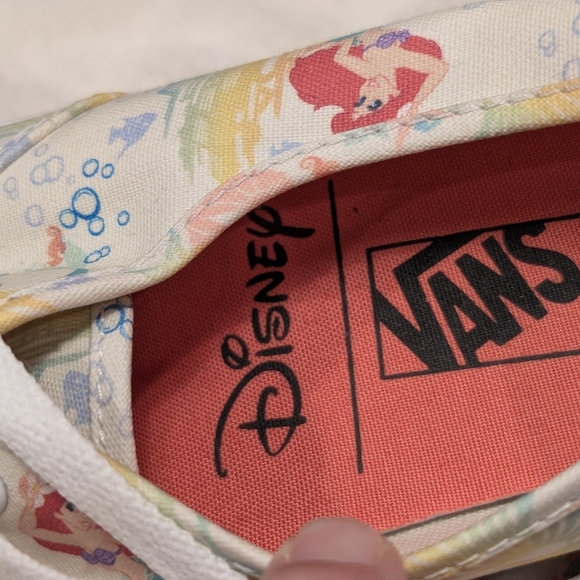 Vans x Disney Ariel Little Mermaid Sneakers Women’s 8 Rare Collab New! - Picture 9 of 10